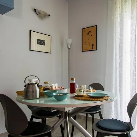- Lorenza's House * Scandicci